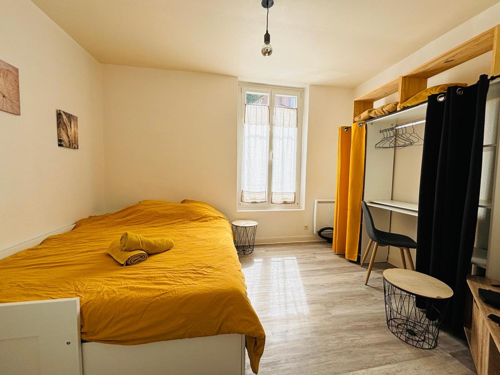 Appartement Rez-De-Chaussee 拉昂 外观 照片