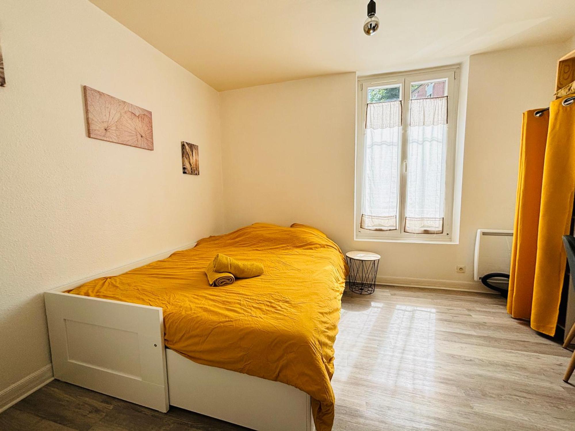 Appartement Rez-De-Chaussee 拉昂 外观 照片